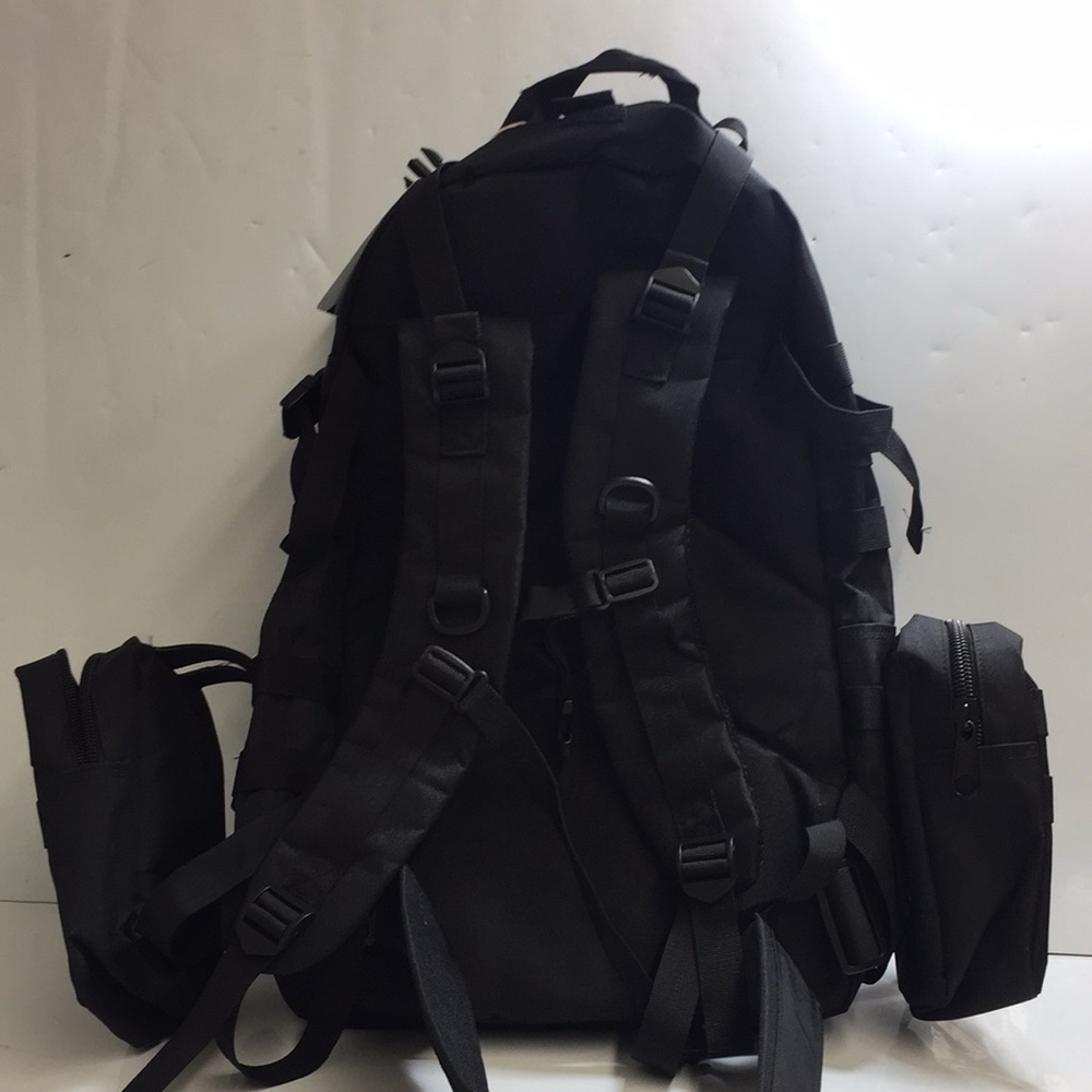 COPY - men’s large black NOOLA backpack NWT - Picture 2 of 6
